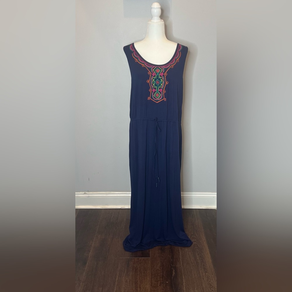 Woman’s dress (Spence Woman Maxi dress)